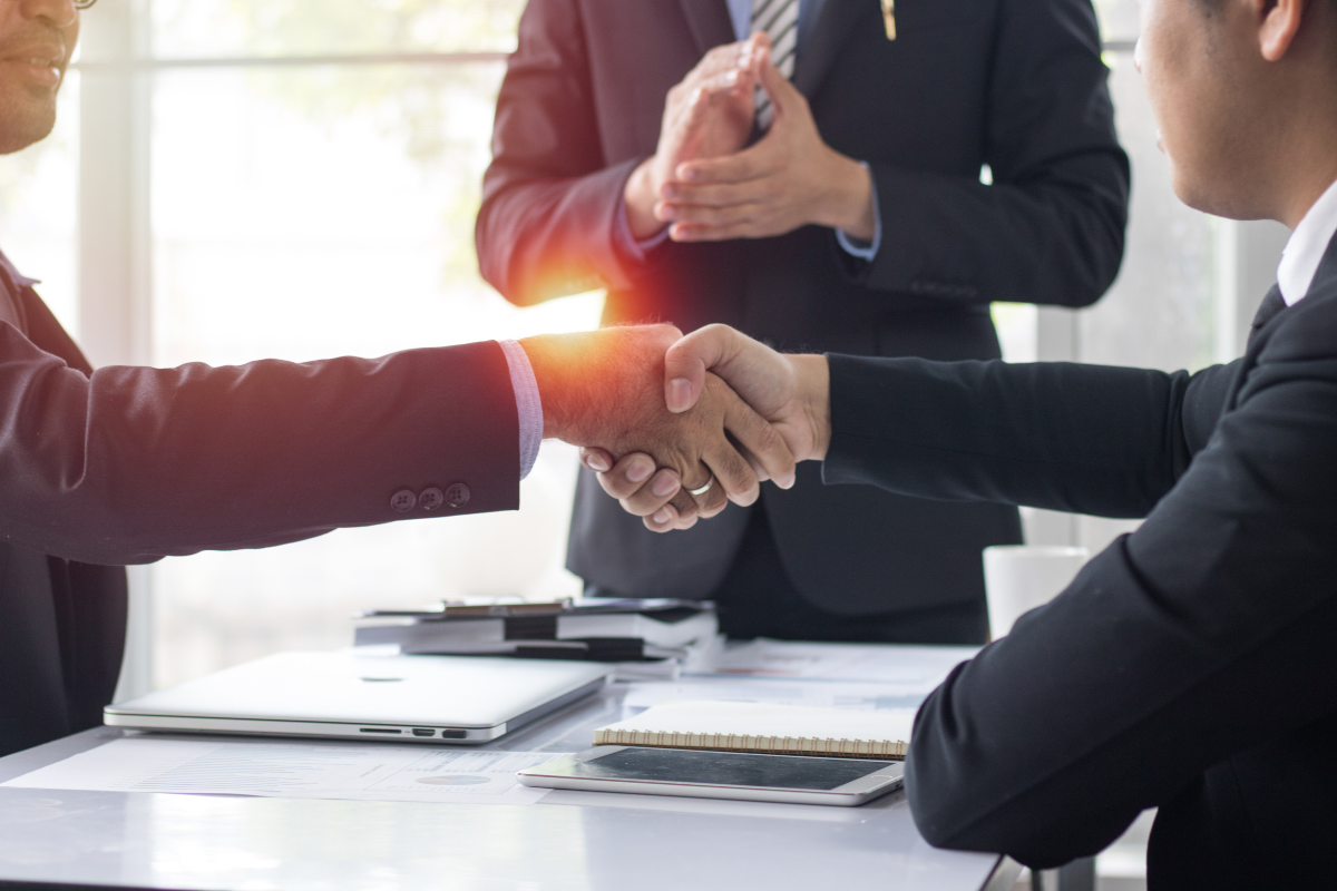 Berjuang di Ranah Digital: Strategi dan Usaha untuk Bisnis Online yang Sukses